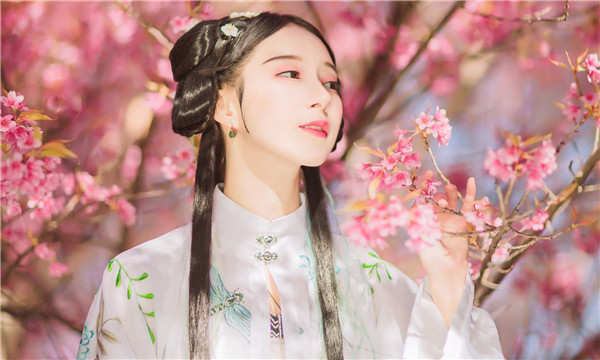 翁牛特供卵试管婴儿：助您实现家庭梦想的科学方案
